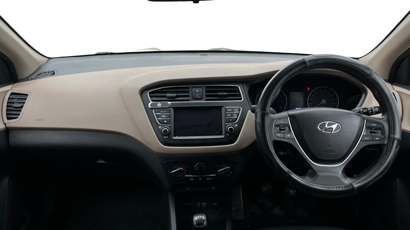 2020 Hyundai Elite i20 SPORTZ PLUS 1.2, Petrol, Manual, 66,761 km, Dashboard