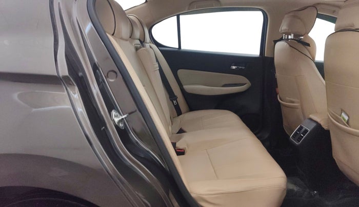 2022 Honda City 1.5L I-VTEC VX, Petrol, Manual, 29,302 km, Right Side Rear Door Cabin