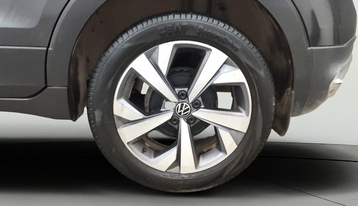 2023 Volkswagen TAIGUN TOPLINE 1.0 TSI AT, Petrol, Automatic, 33,166 km, Left Rear Wheel