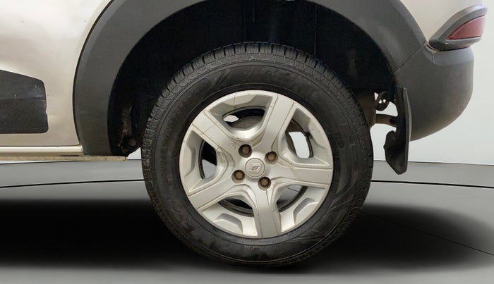 2022 Renault TRIBER RXT LIMITED EDITION, Petrol, Manual, 82,043 km, Left Rear Wheel