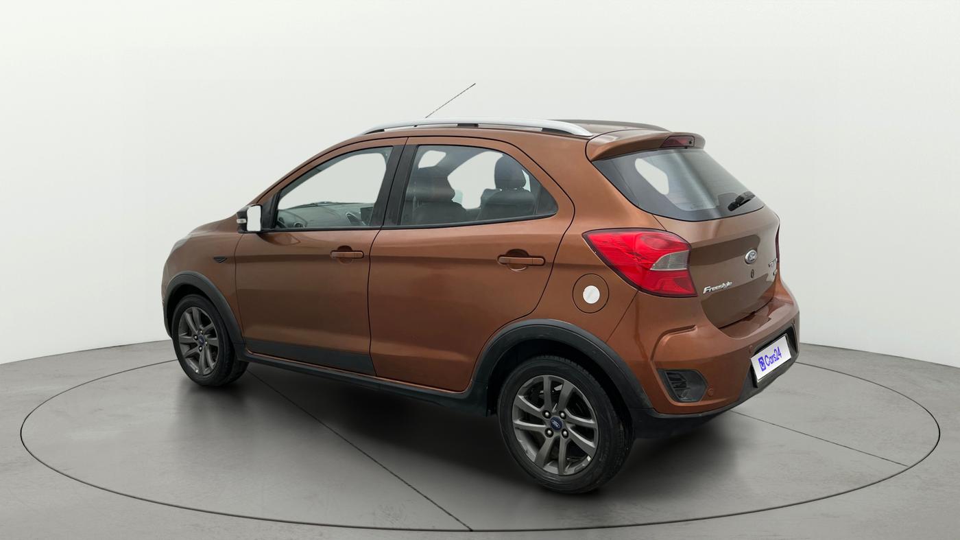 2018 Ford FREESTYLE TITANIUM 1.5 DIESEL, Diesel, Manual, 88,409 km, Left Back Diagonal