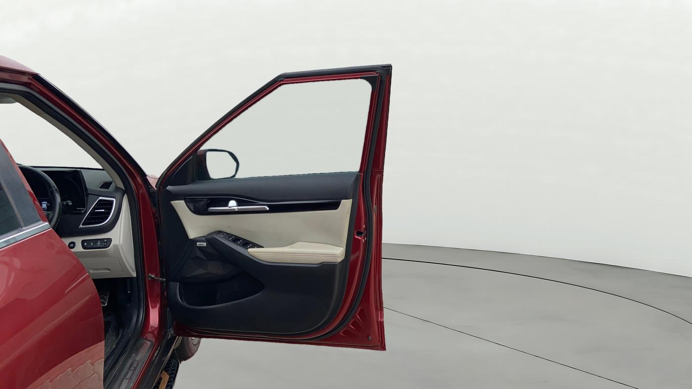 2020 KIA SELTOS GTX PLUS AT 1.5 DIESEL, Diesel, Automatic, 79,507 km, RHS Front Door
