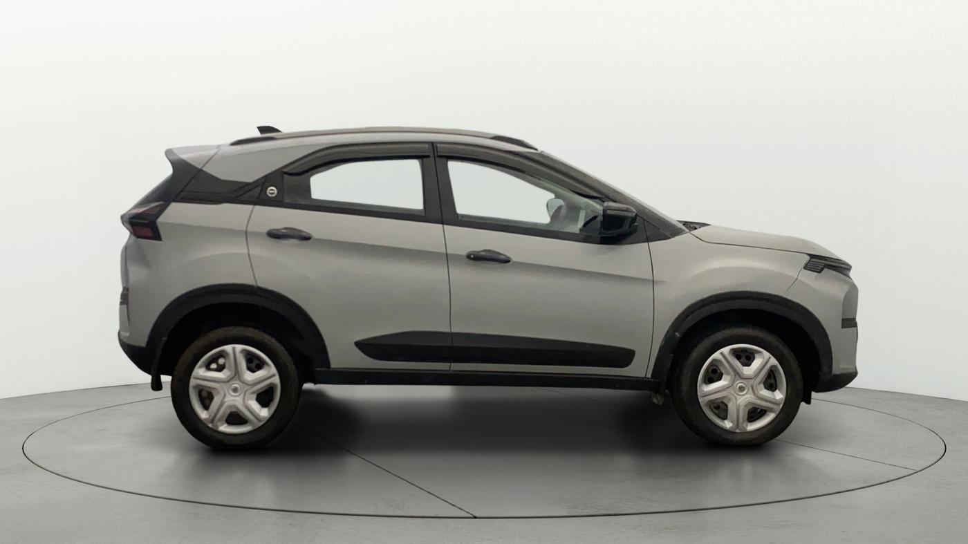2024 Tata NEXON PURE 1.5 DIESEL, Diesel, Manual, 1,01,413 km, Right Side View