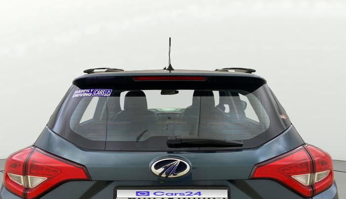 2021 Mahindra XUV300 W8 1.2 PETROL, Petrol, Manual, 50,918 km, Rear Windshield