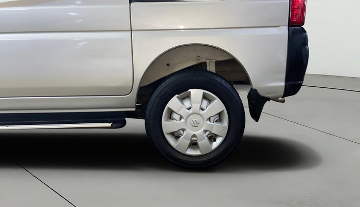 2020 Maruti Eeco 7 STR, Petrol, Manual, 25,693 km, Left Rear Wheel