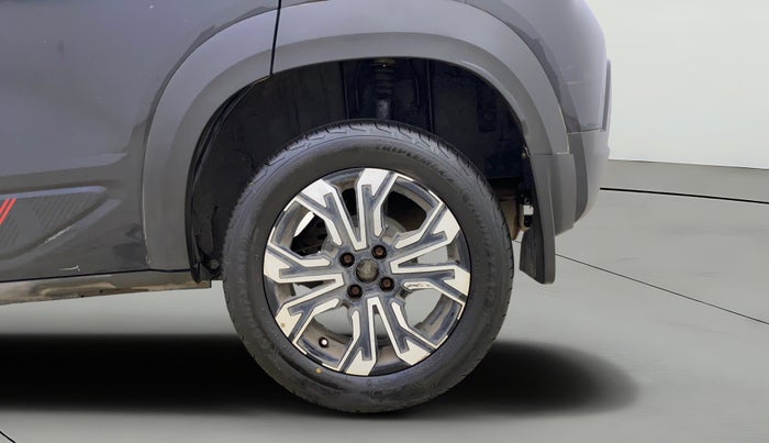 2023 Renault Kiger RXZ TURBO CVT, Petrol, Automatic, 48,965 km, Left Rear Wheel