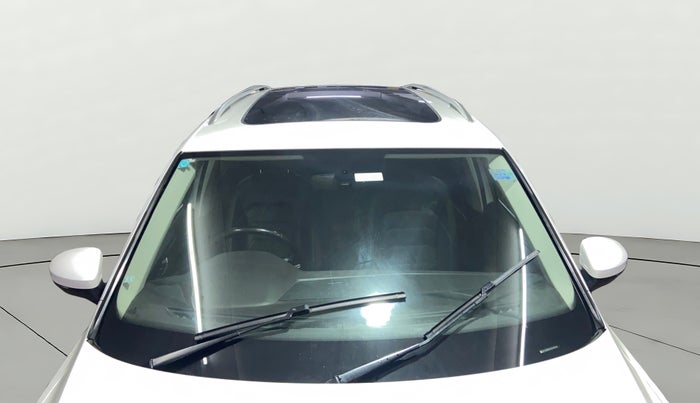 2019 Volkswagen TIGUAN HIGHLINE TDI AT, Diesel, Automatic, 1,21,122 km, Front Windshield