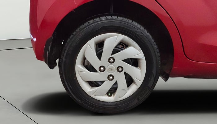 2019 Hyundai NEW SANTRO SPORTZ CNG, CNG, Manual, 46,315 km, Right Rear Wheel