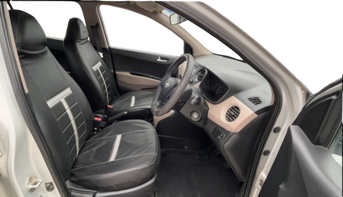 2016 Hyundai Grand i10 SPORTZ 1.2 KAPPA VTVT, Petrol, Manual, 84,467 km, Right Side Front Door Cabin