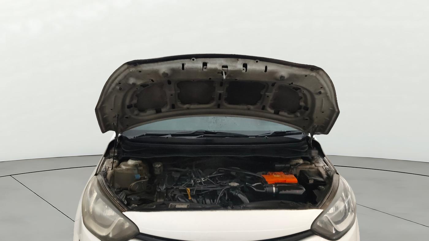 2013 Hyundai i20 SPORTZ 1.2, CNG, Manual, 95,821 km, Open Bonet