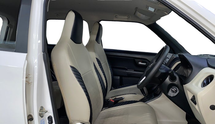 2024 Maruti New Wagon-R ZXI 1.2 AMT, Petrol, Automatic, 38,500 km, Right Side Front Door Cabin