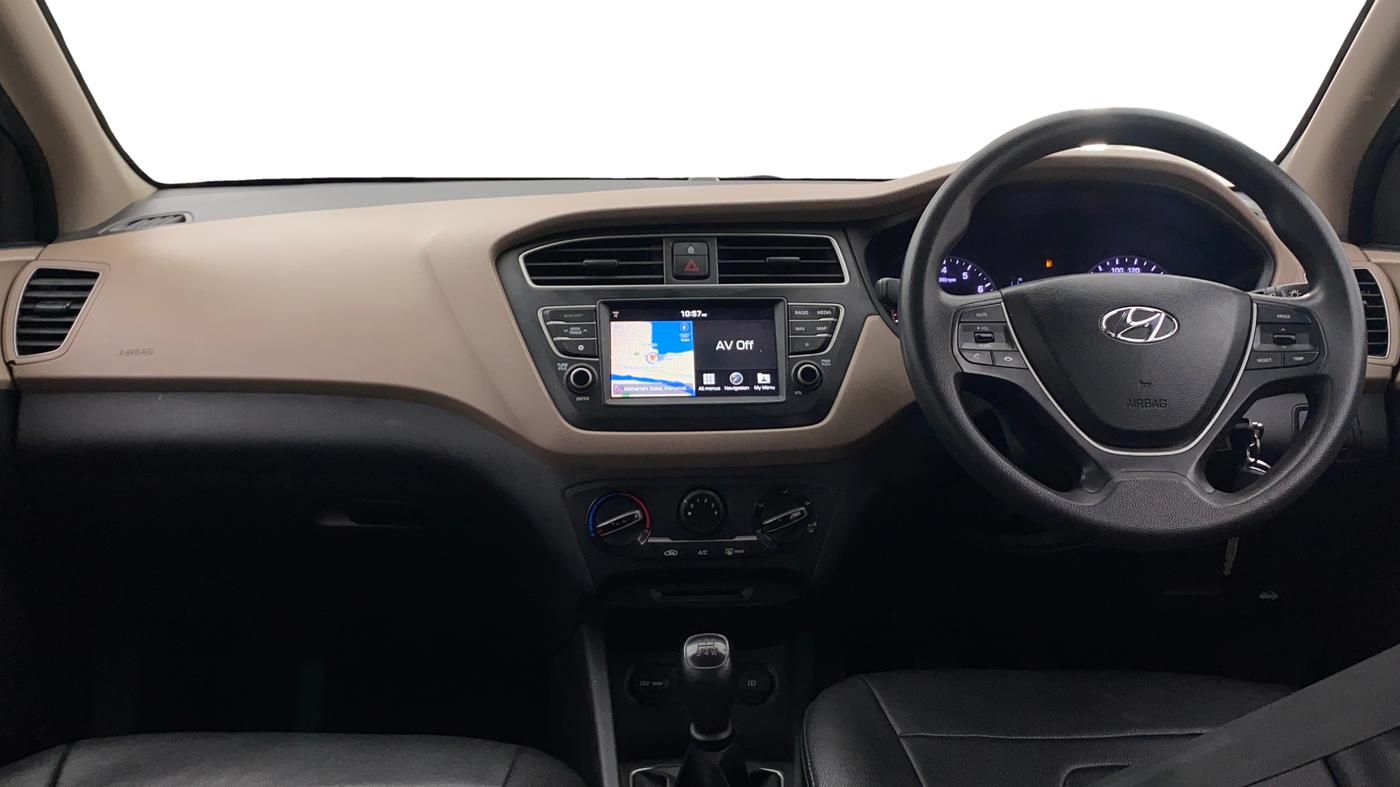 2020 Hyundai Elite i20 SPORTZ PLUS 1.2, Petrol, Manual, 68,329 km, Dashboard