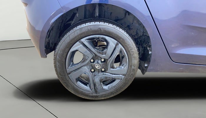 2023 Tata ALTROZ XT PETROL, Petrol, Manual, 14,624 km, Right Rear Wheel