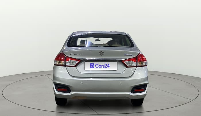 2017 Maruti Ciaz DELTA DIESEL 1.3, Diesel, Manual, 96,465 km, Back/Rear