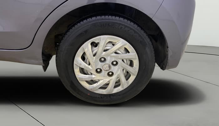 2019 Hyundai NEW SANTRO ERA EXECUTIVE, CNG, Manual, 37,490 km, Left Rear Wheel