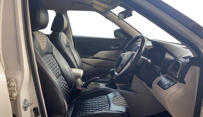 2019 Mahindra XUV300 W8 1.5 DIESEL, Diesel, Manual, 1,33,882 km, Right Side Front Door Cabin