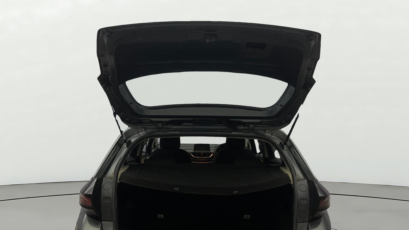 2022 Tata ALTROZ XM PLUS PETROL, Petrol, Manual, 49,469 km, Boot Door Open