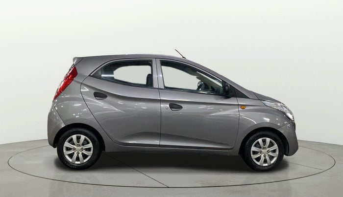 2013 Hyundai Eon MAGNA +, Petrol, Manual, 49,693 km, Right Side View