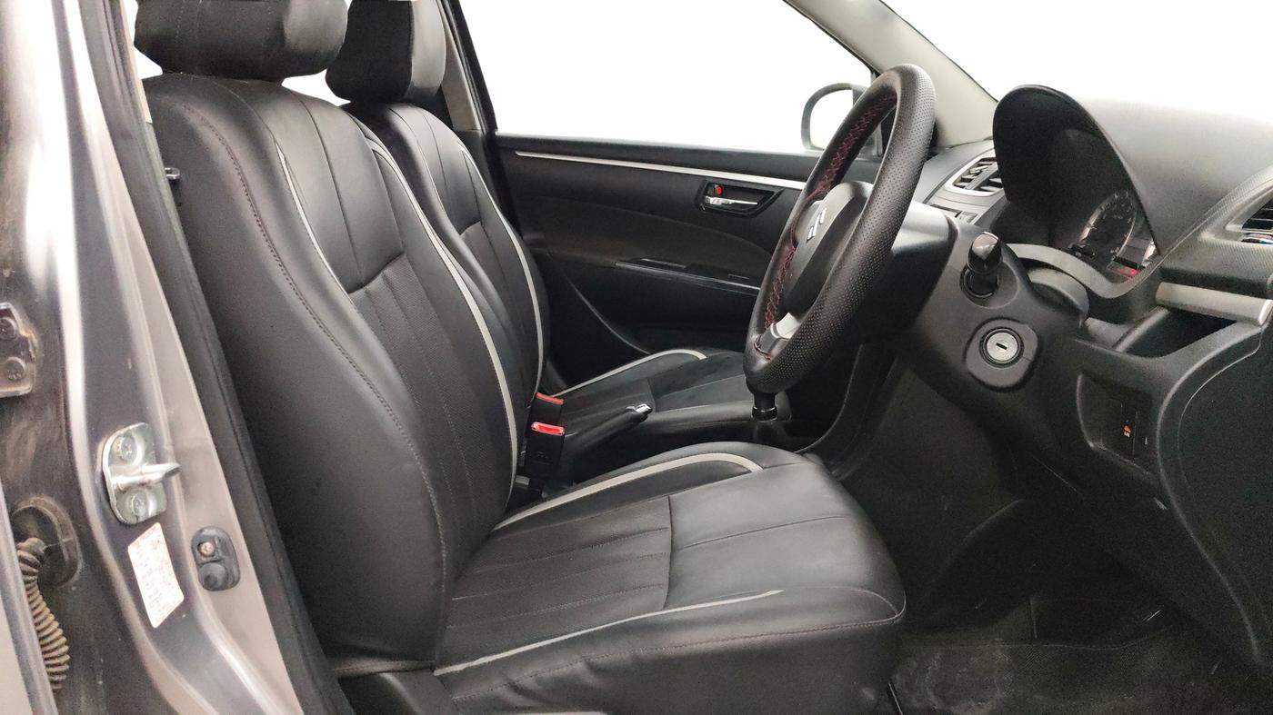2015 Maruti Swift VXI, Petrol, Manual, 55,143 km, Right Side Front Door Cabin