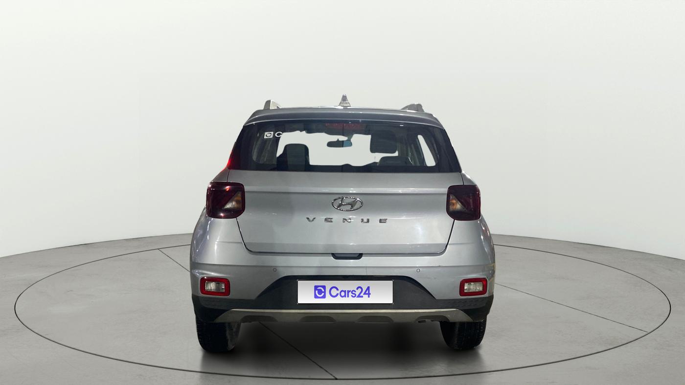 2021 Hyundai VENUE S+ 1.2, Petrol, Manual, 8,760 km, Back/Rear