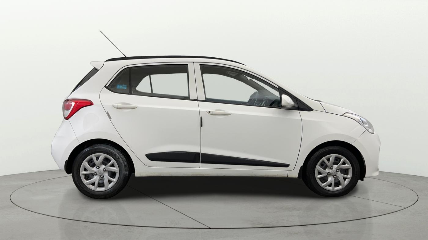 2019 Hyundai Grand i10 SPORTZ 1.2 KAPPA VTVT, Petrol, Manual, 87,894 km, Right Side View