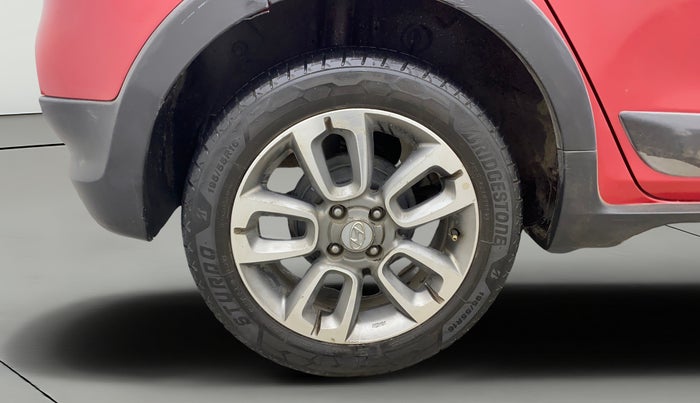 2017 Hyundai i20 Active 1.2 SX, Petrol, Manual, 77,809 km, Right Rear Wheel