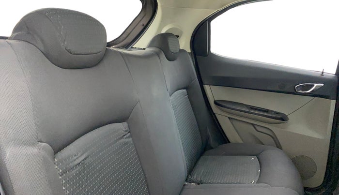 2017 Tata Tiago XZ PETROL, CNG, Manual, 84,453 km, Right Side Rear Door Cabin