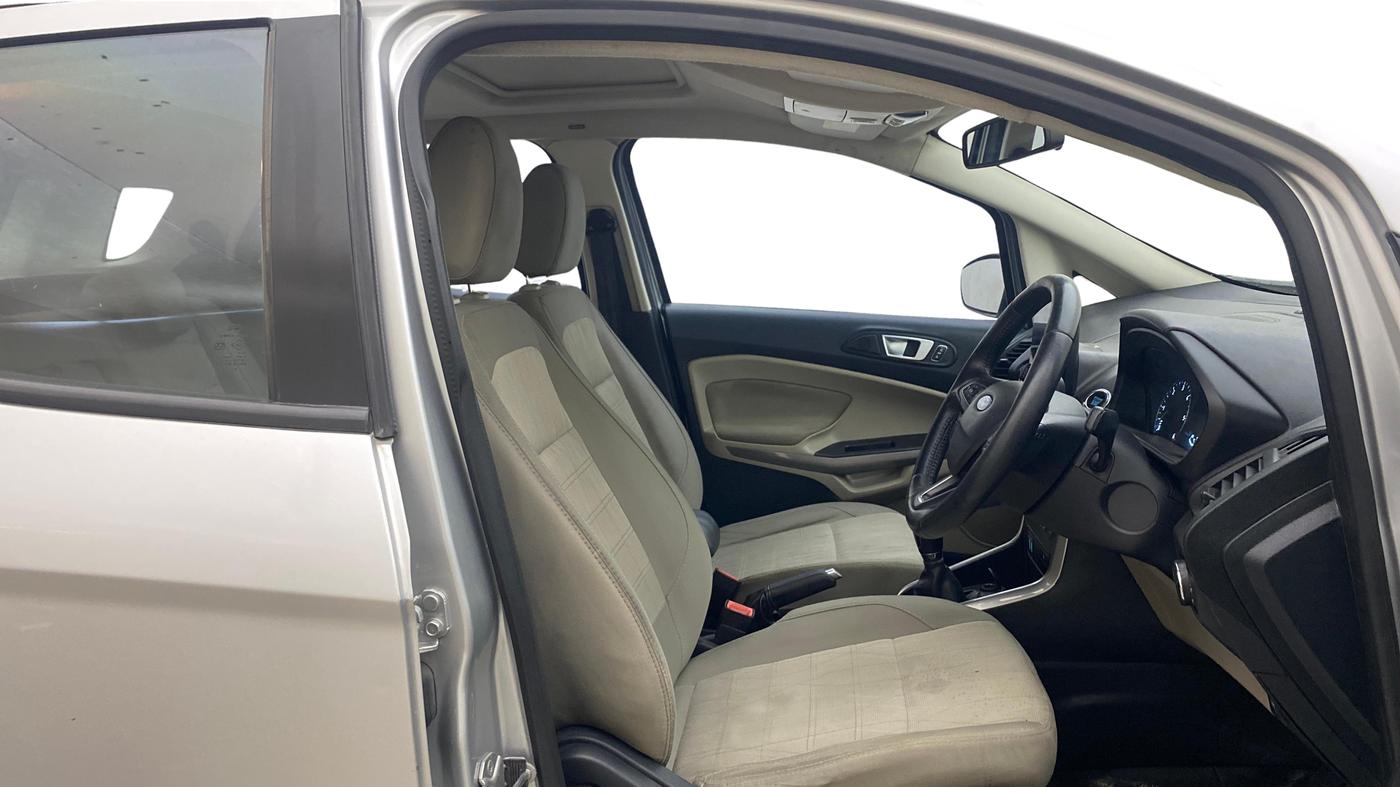 2021 Ford Ecosport TITANIUM + SE 1.5L DIESEL, Diesel, Manual, 99,745 km, Right Side Front Door Cabin