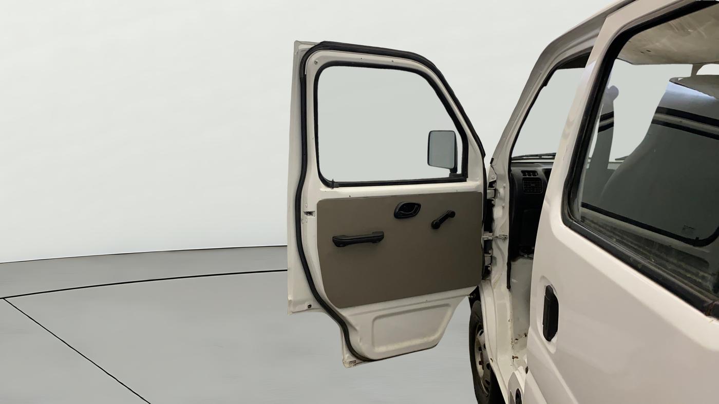 2018 Maruti Eeco 5 STR CNG WITH HTR, CNG, Manual, 79,893 km, LHS Front Door