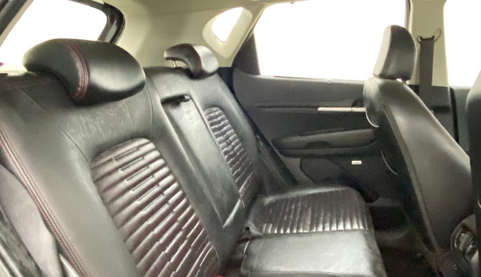 2022 KIA SONET GTX PLUS 1.5, Diesel, Manual, 56,611 km, Right Side Rear Door Cabin