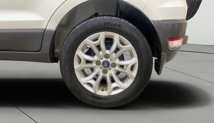2013 Ford Ecosport TITANIUM 1.5L DIESEL, Diesel, Manual, 1,06,191 km, Left Rear Wheel