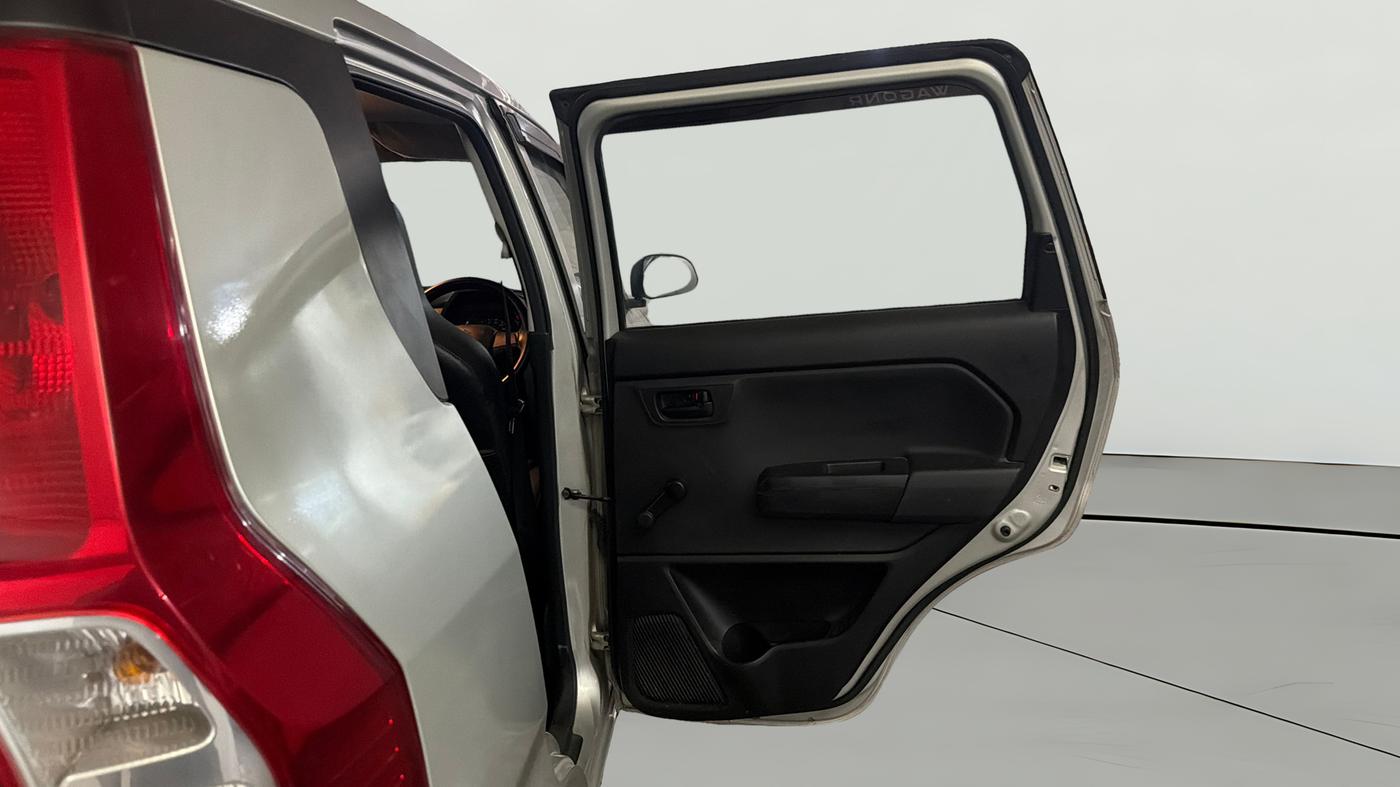 2022 Maruti New Wagon-R LXI CNG 1.0, CNG, Manual, 17,821 km, RHS Rear Door