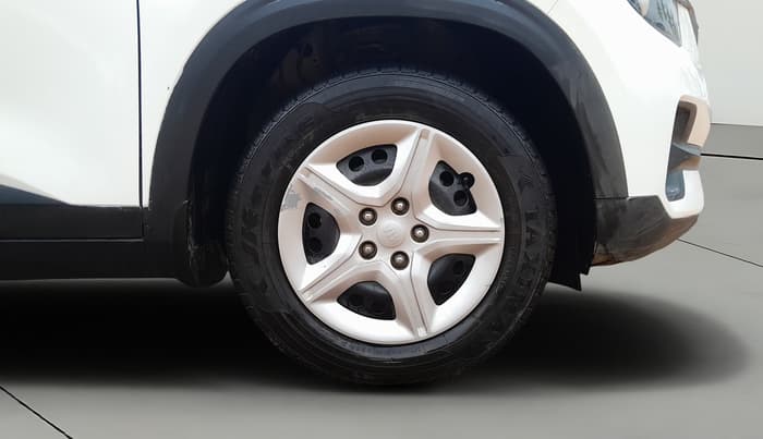2020 KIA SELTOS HTE 1.5 DIESEL, Diesel, Manual, 1,08,814 km, Right Front Wheel