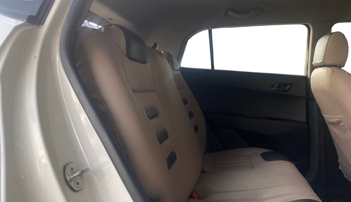 2017 Hyundai Creta E PLUS 1.6 PETROL, Petrol, Manual, 1,05,784 km, Right Side Rear Door Cabin