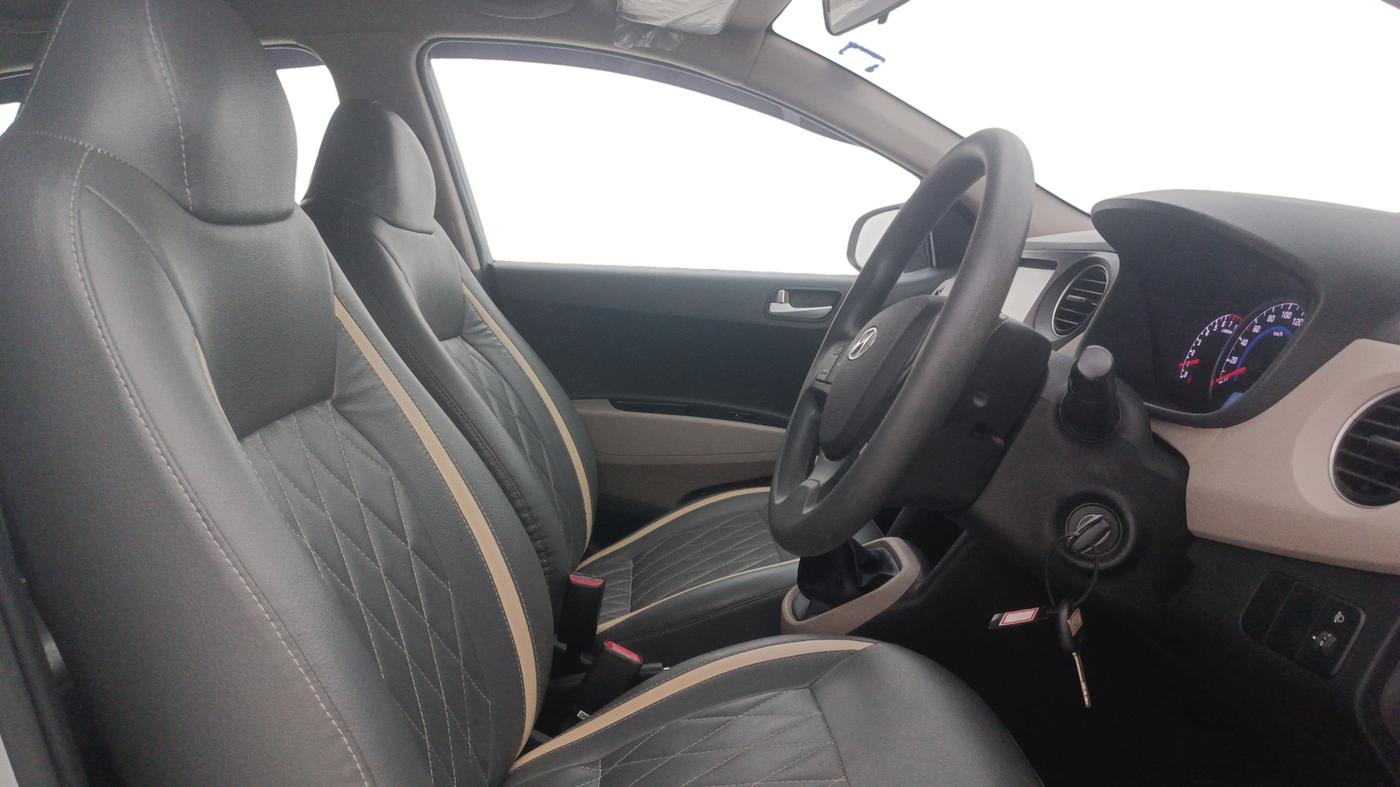 2019 Hyundai Grand i10 SPORTZ 1.2 KAPPA VTVT, Petrol, Manual, 30,228 km, Right Side Front Door Cabin