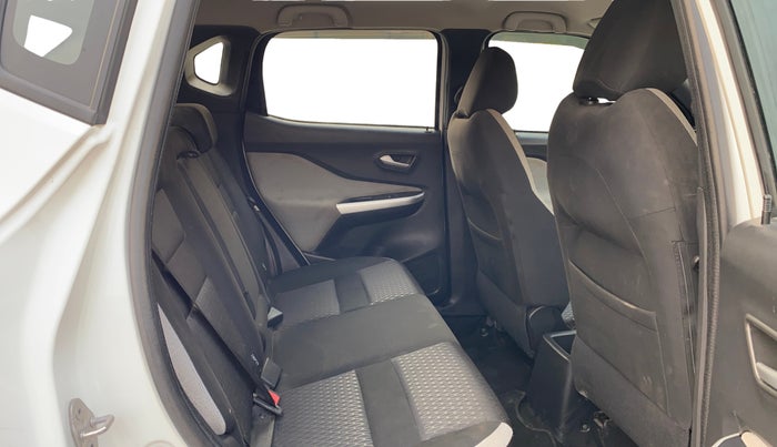 2022 Nissan MAGNITE XV TURBO CVT, Petrol, Automatic, 18,531 km, Right Side Rear Door Cabin