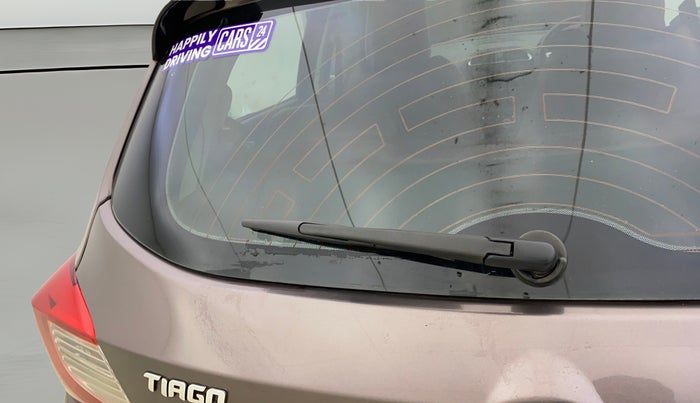 2017 Tata Tiago XZA PETROL, Petrol, Automatic, 1,15,171 km, Rear Wiper