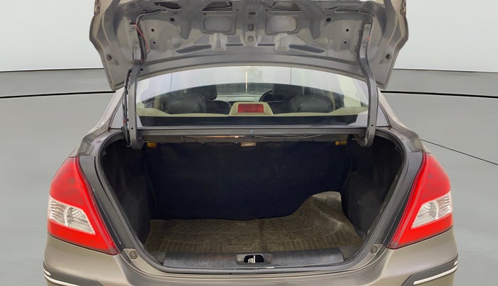 2015 Maruti Swift Dzire VXI, Petrol, Manual, 44,921 km, Boot Open Zoomed View