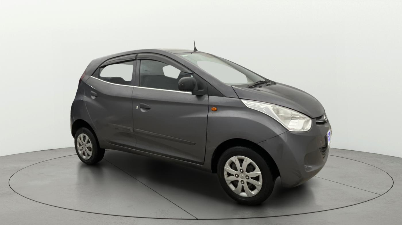 2018 Hyundai Eon MAGNA +, Petrol, Manual, 1,16,115 km, Right Front Diagonal