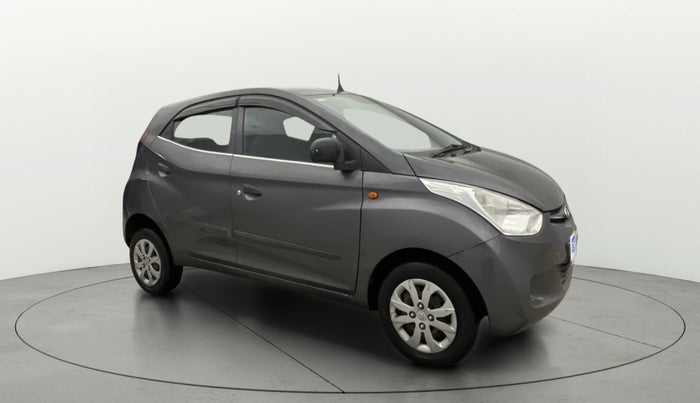 2018 Hyundai Eon MAGNA +, Petrol, Manual, 1,15,998 km, Right Front Diagonal