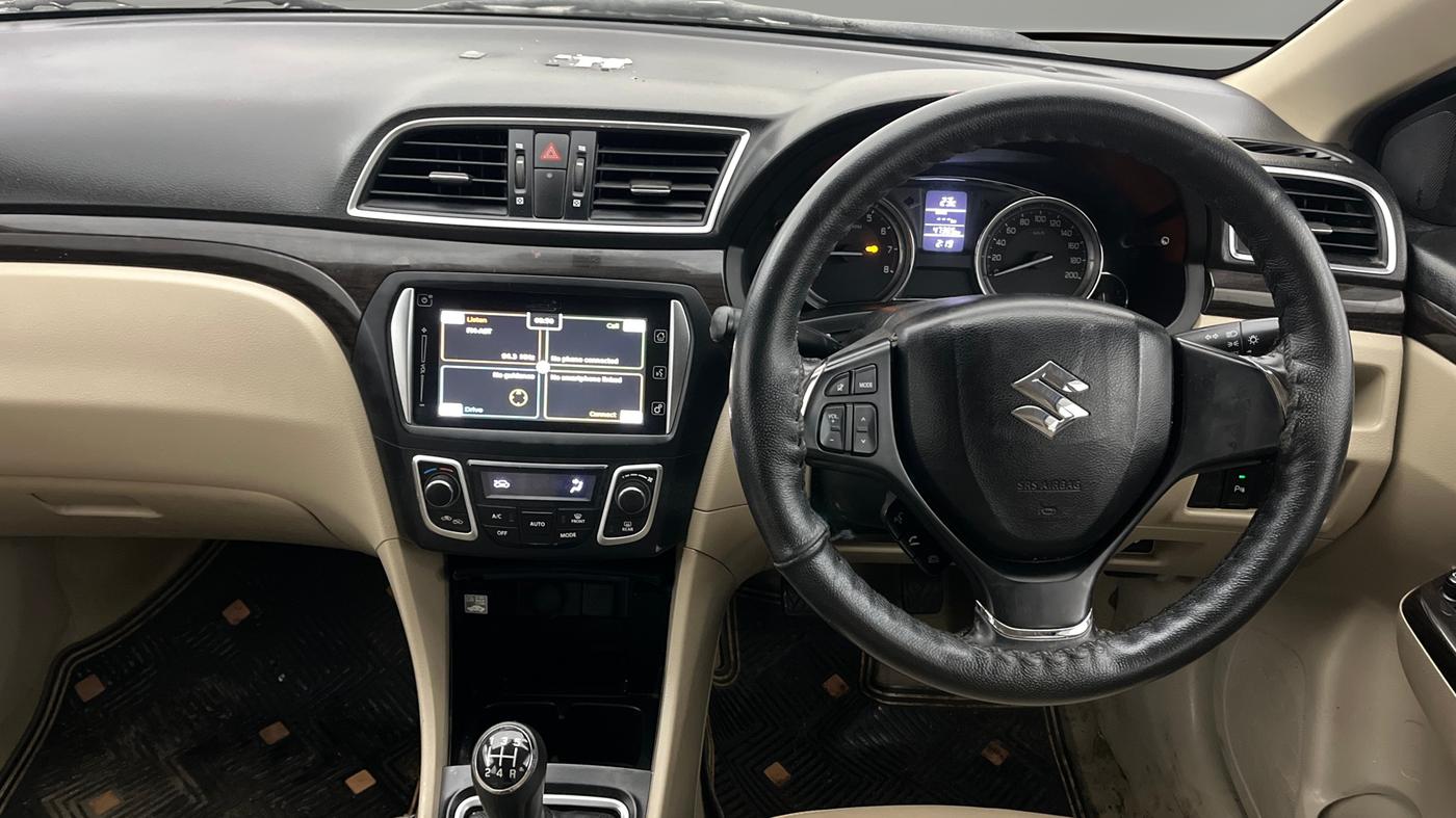 2018 Maruti Ciaz ALPHA 1.4 PETROL, Petrol, Manual, 47,355 km, Steering Wheel Close Up