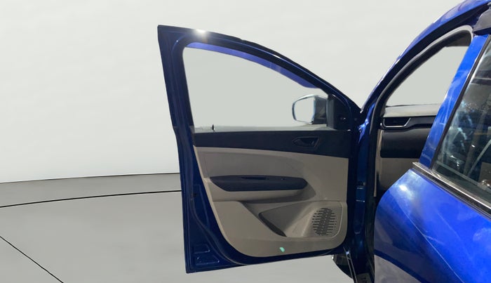 2021 Renault TRIBER RXL MT, Petrol, Manual, 10,808 km, LHS Front Door