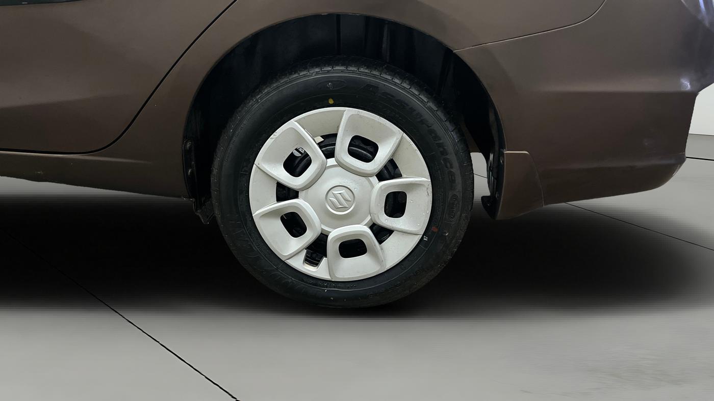 2015 Maruti Ciaz VXI+, Petrol, Manual, 30,364 km, Left Rear Wheel