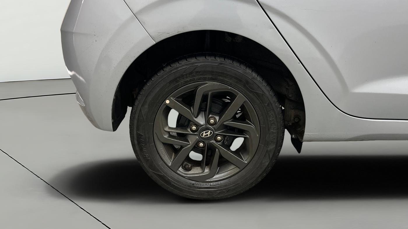 2020 Hyundai GRAND I10 NIOS SPORTZ 1.2 KAPPA VTVT, Petrol, Manual, 1,12,402 km, Right Rear Wheel