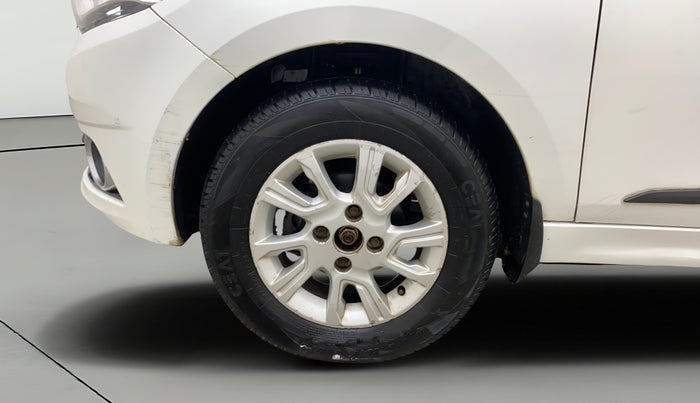2016 Tata Tiago XZ PETROL, Petrol, Manual, 79,231 km, Left Front Wheel