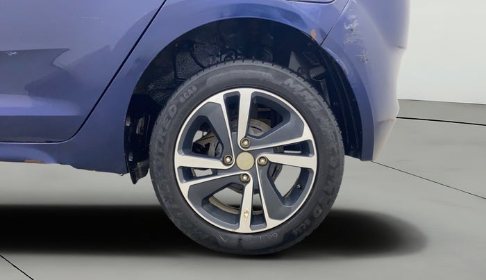 2023 Tata ALTROZ XZA + SUNROOF, Petrol, Automatic, 38,905 km, Left Rear Wheel