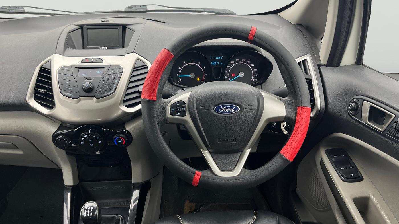 2016 Ford Ecosport TREND 1.5L PETROL, Petrol, Manual, 1,02,201 km, Steering Wheel Close Up