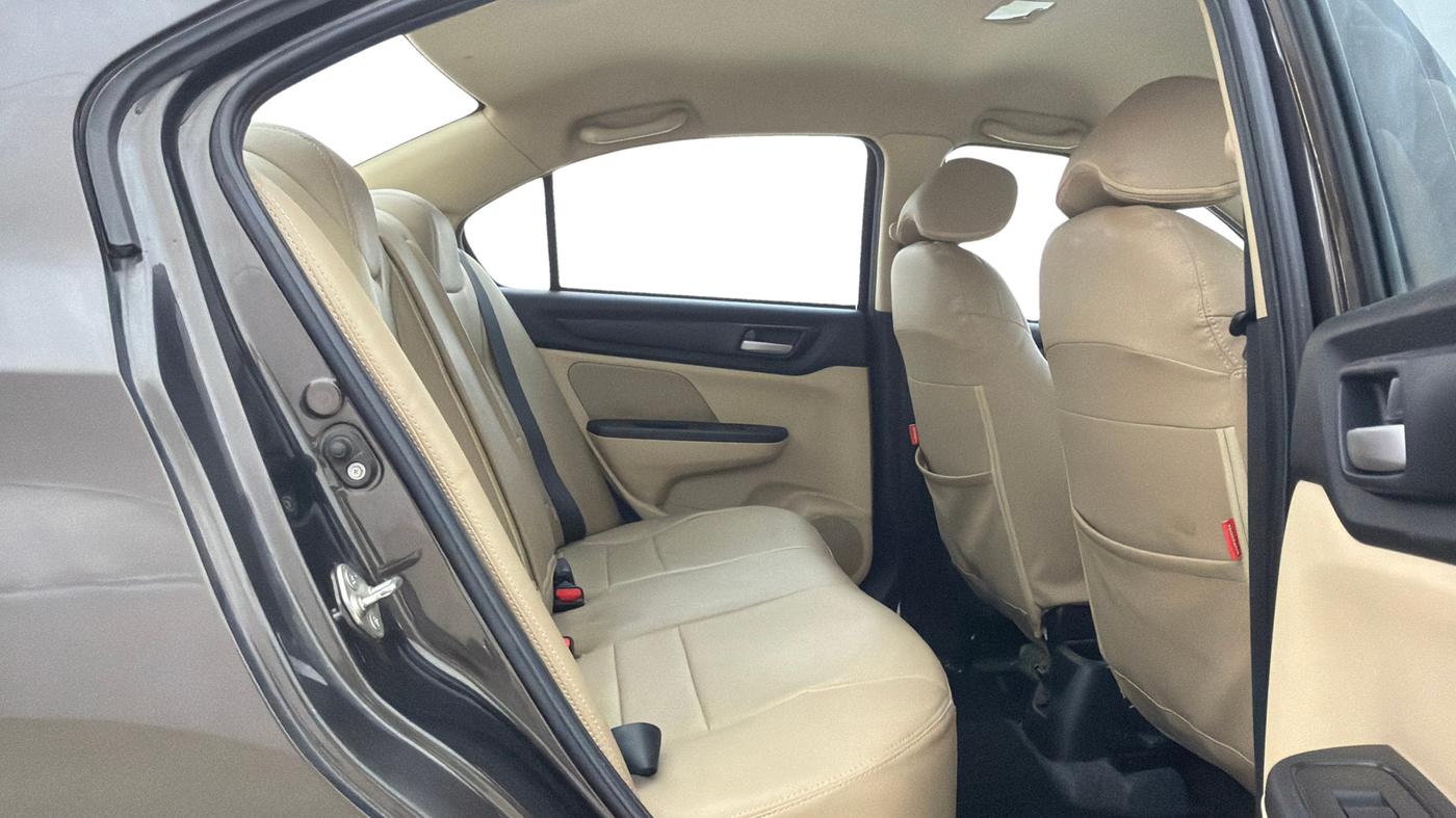 2021 Honda Amaze 1.2L I-VTEC S, Petrol, Manual, 29,890 km, Right Side Rear Door Cabin