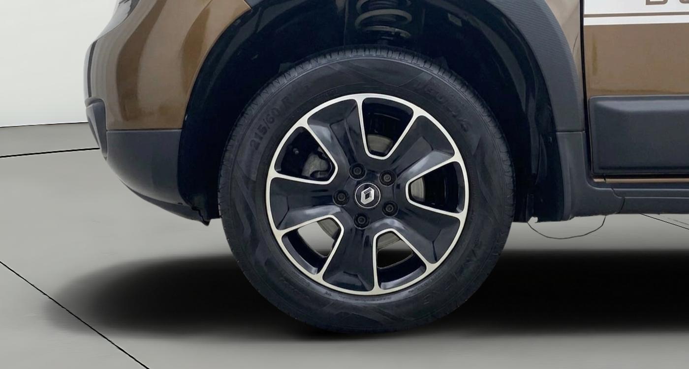 2018 Renault Duster RXS CVT, Petrol, Automatic, 98,904 km, Left Front Wheel