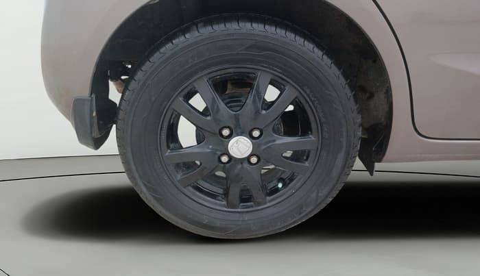 2014 Honda Brio VX AT, Petrol, Automatic, 75,518 km, Right Rear Wheel